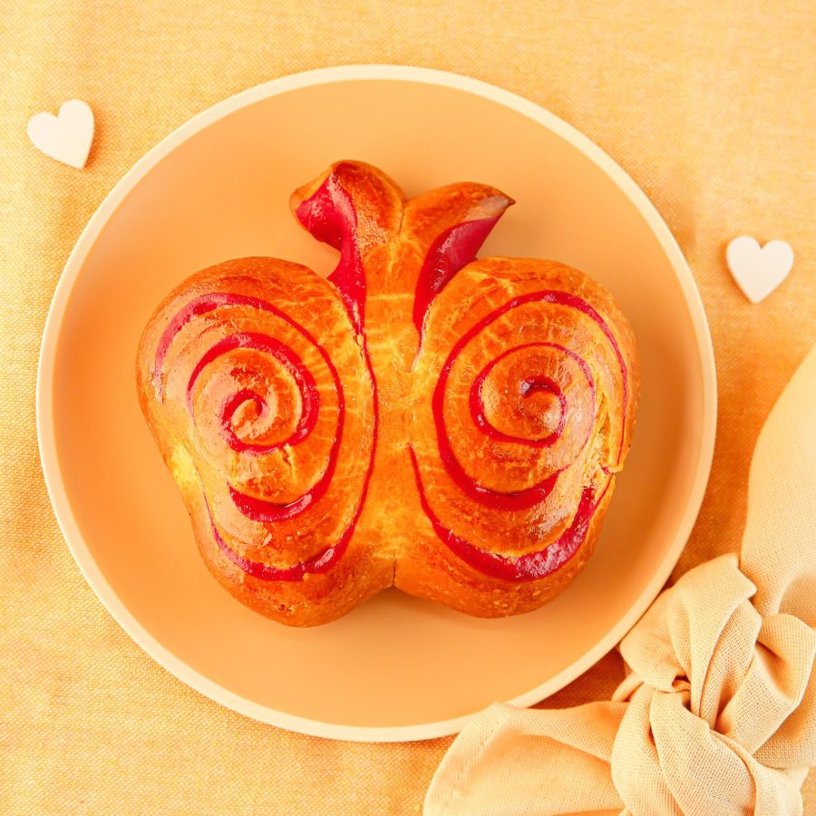 Brioche artisanale en forme de papillon pour la fête des mères – Maison Guillet pâtisserie Valence et Romans